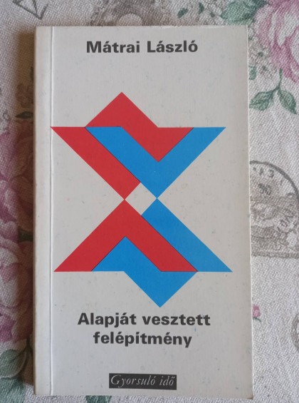 Alapját vesztett felépítmény