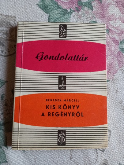 Kis könyv a regényről